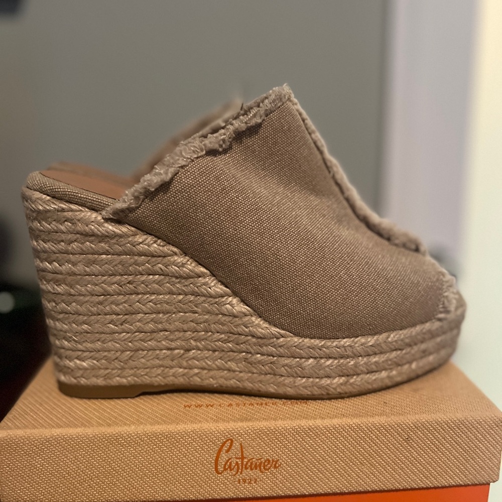 CASTANER™ Fatima Sandals.  Size 30 or 7.5. NEVER WORN IN ORIGINAL BOX